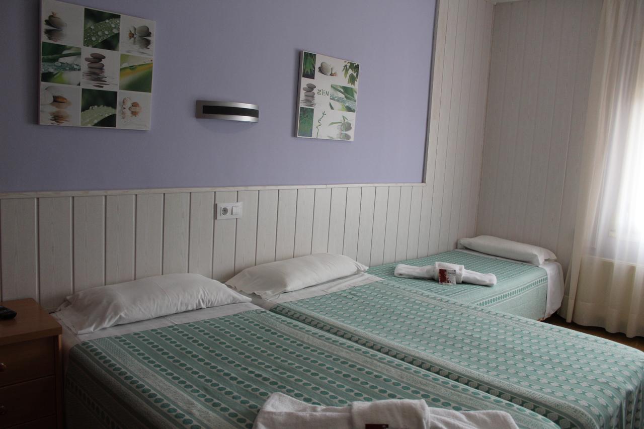 Hostal Fabrellas Кальдес-де-Малавелья Екстер'єр фото